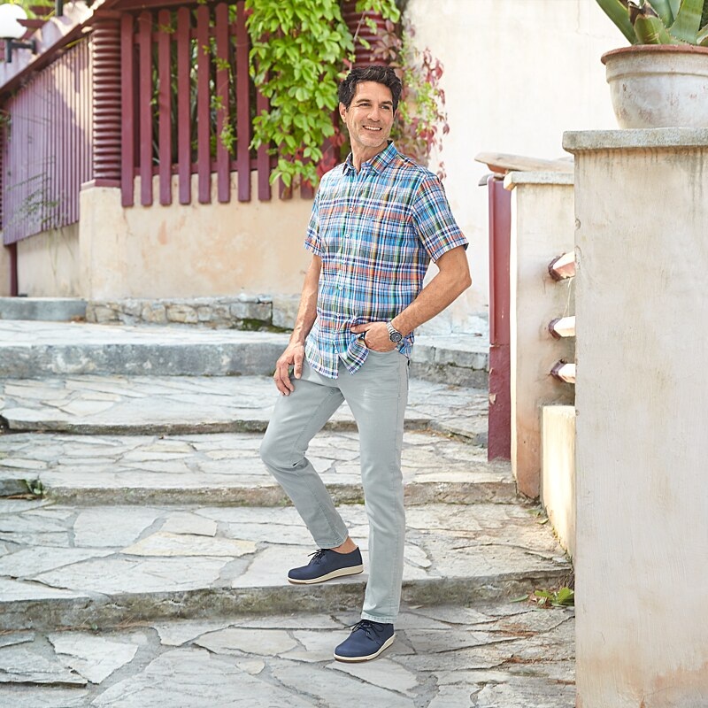 MODEL Evano